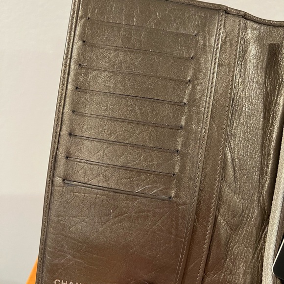 Chanel Bronze Long Wallet - Picture 4 of 6